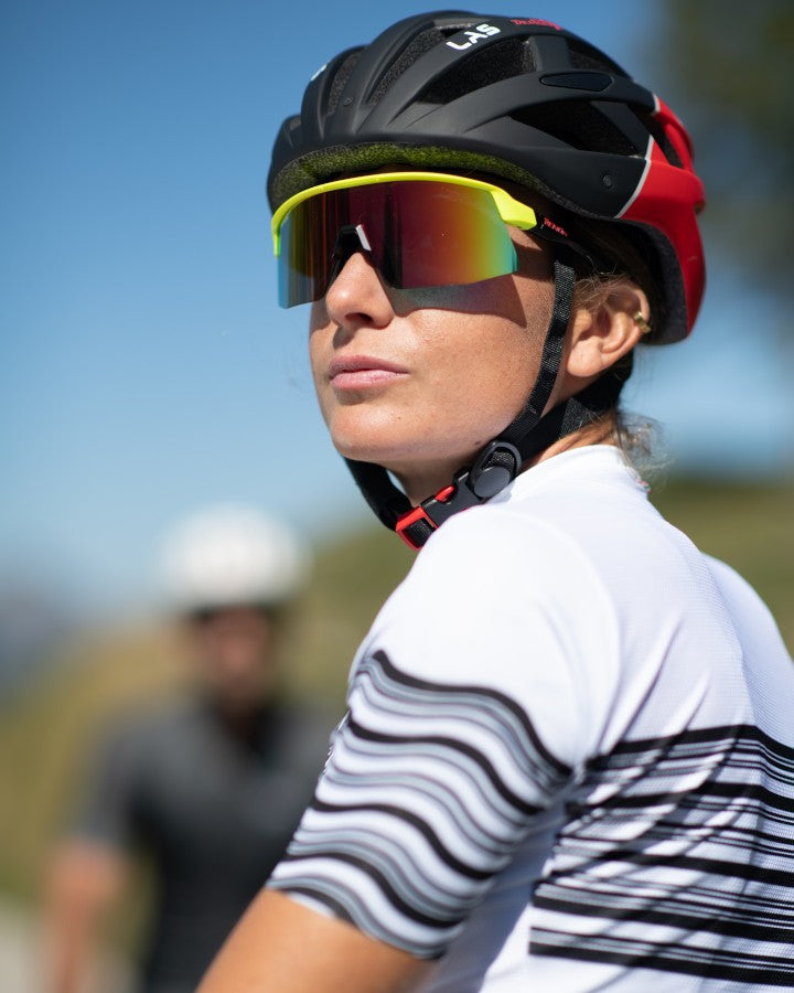 Occhiale da donna per ciclismo su strada giallo fluo lente specchiata a mascherina modello ROUBAIX