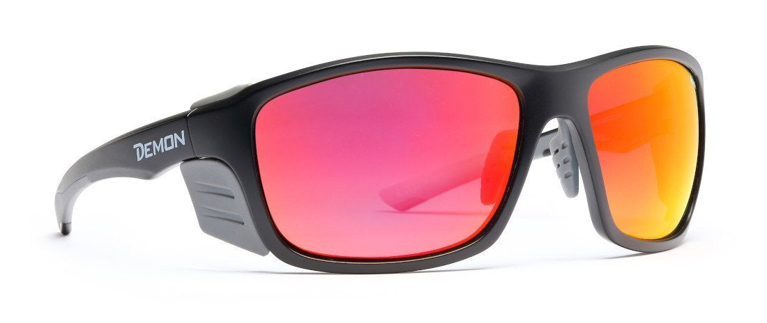 occhiale per pesca sportiva con parti laterali di protezione modello planet