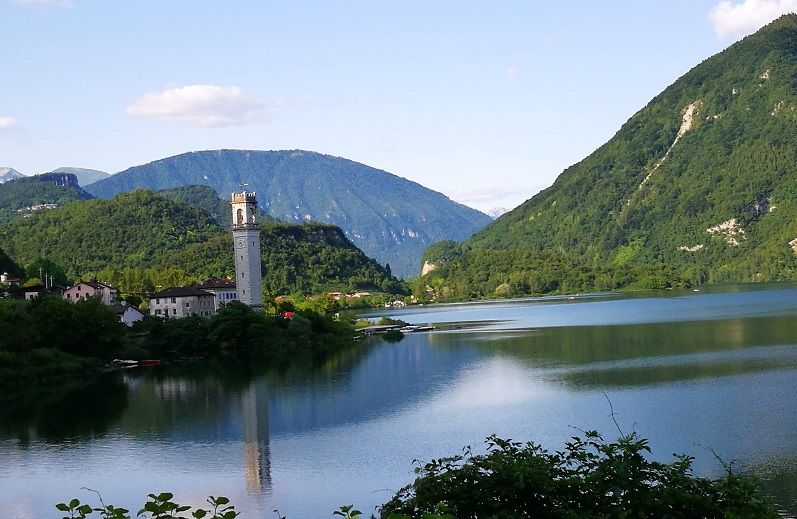 Da Bassano del Grappa al Lago di Corlo in Bicicletta