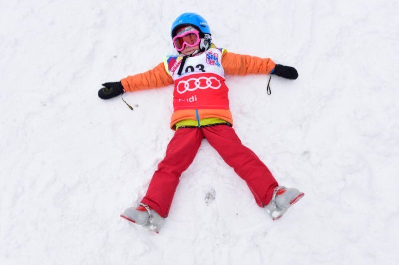 Occhiali Da Neve BeBeFun Per Bambini 3-9 Anni - Doppia Lente Anti-appannamento, UV400, Antivento, Con Cinghia Regolabile, Colore Blu Goccia Di Pioggia