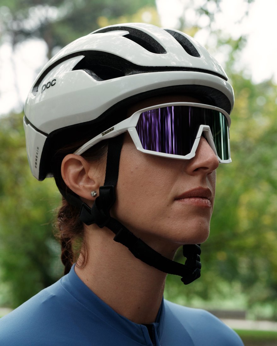 Occhiale ciclismo donna per TB e BDC bianco lente specchiata viola modello GRAVEL