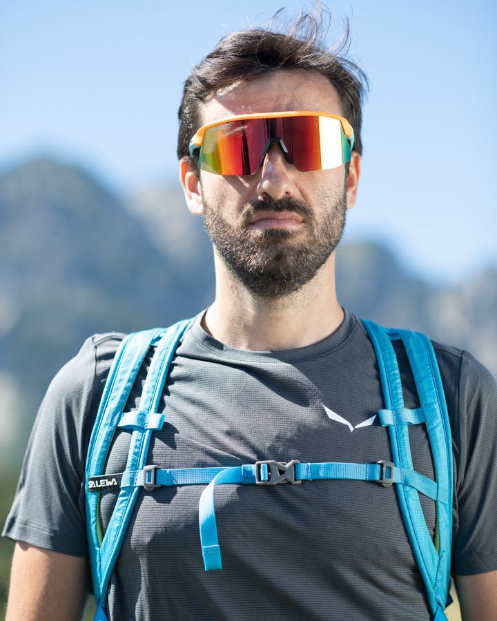 Occhiale da alpinismo uomo a mascherina lente specchiata colore arancio fluo modello ROUBAIX