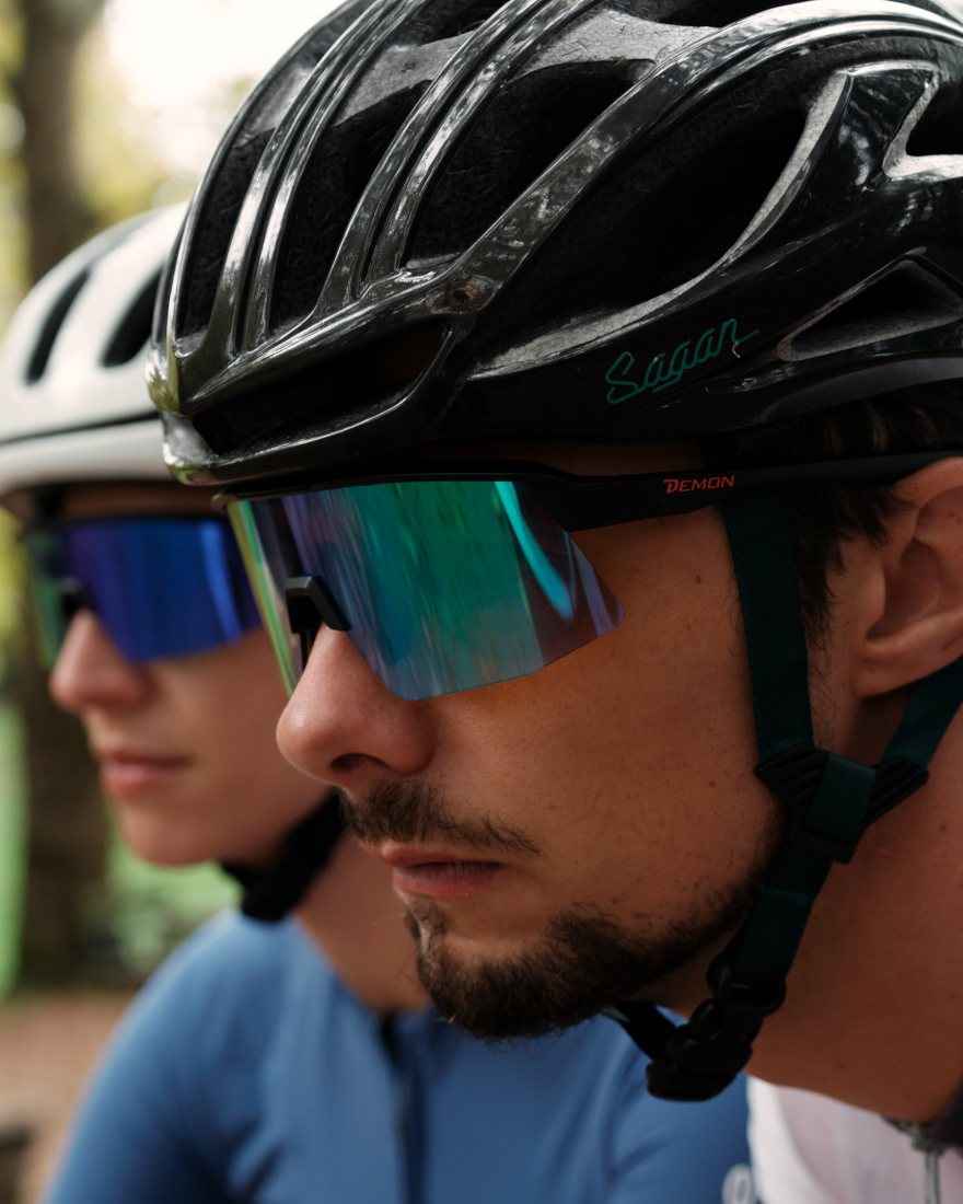 Occhiali Da Ciclismo Fotocromatici E Polarizzati – Lenti Ribaltabili Sopra Gli Occhiali Da Vista