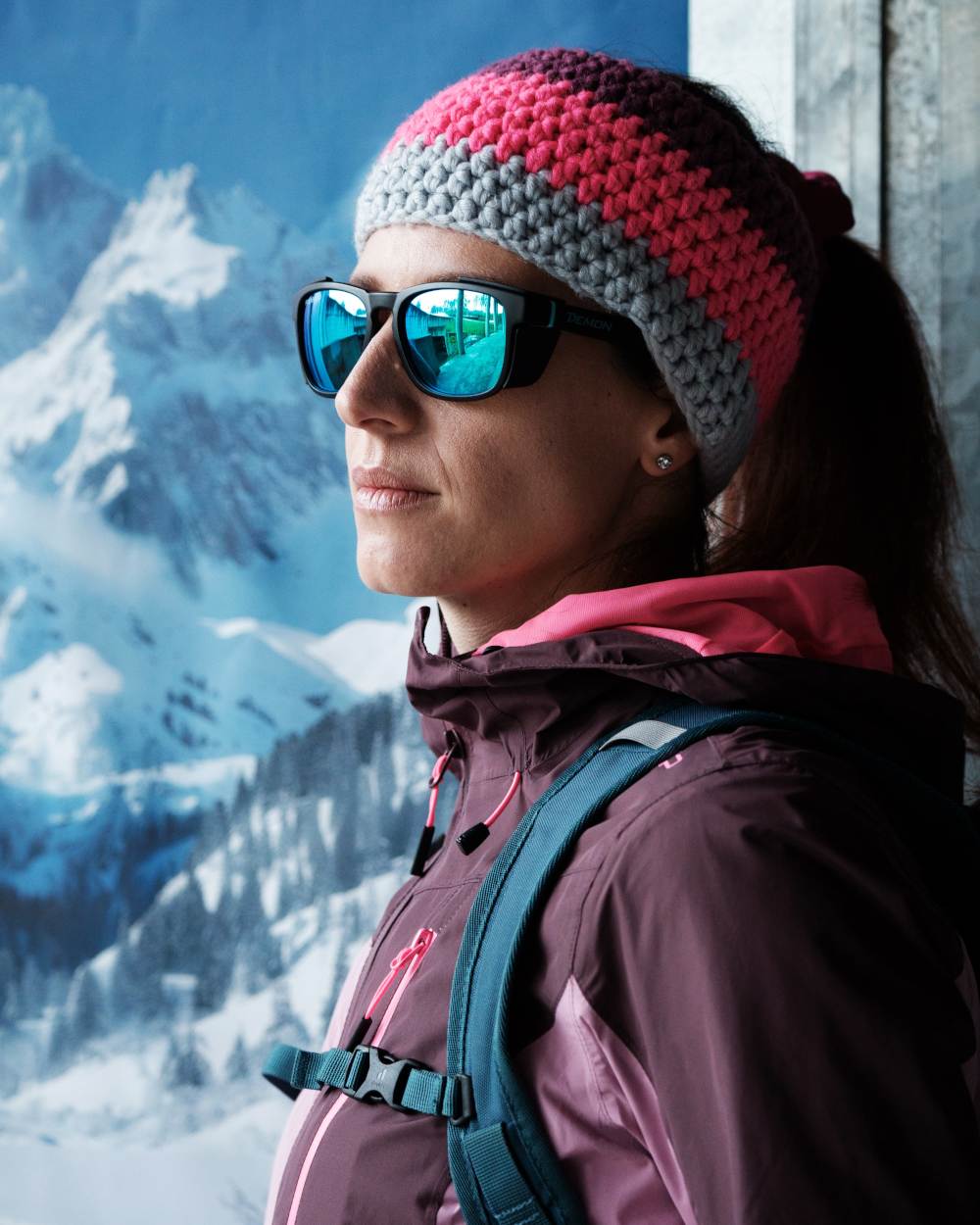 occhiale da donna montagna con lente polarizzata specchiata blu modello xlite j