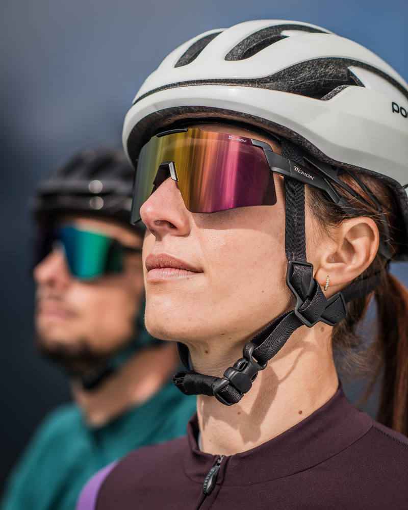 occhiale da donna per ciclismo da vista lente fotocromatica specchiata rossa modello liegi