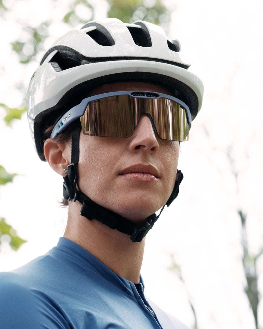 Occhiale da donna per mountain bike e ciclismo lente specchiata colore lavanda opaco modello SPEED VENT