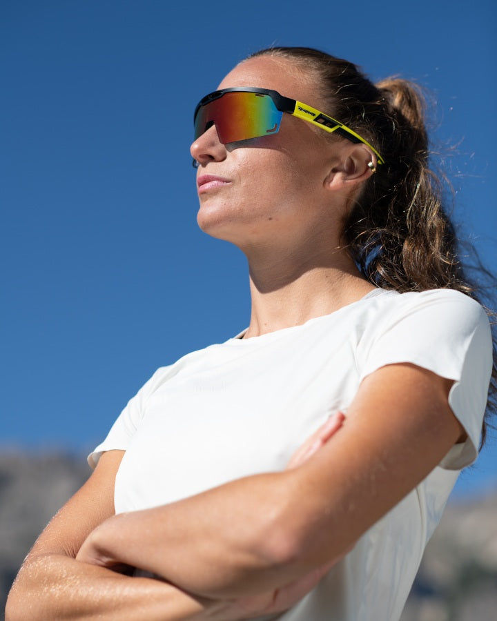 occhiale da donna per running e trail running lente specchiata rossa modello SPEED VENT
