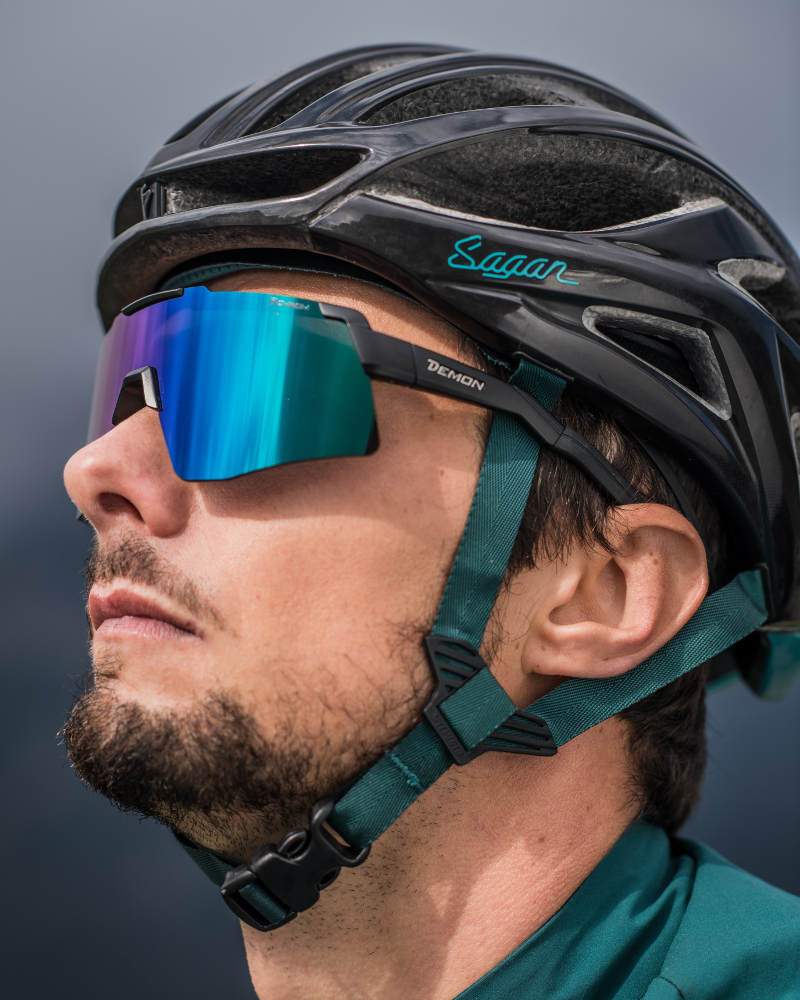 Occhiale per bici da corsa fotocromatico specchiato verde modello LIEGI