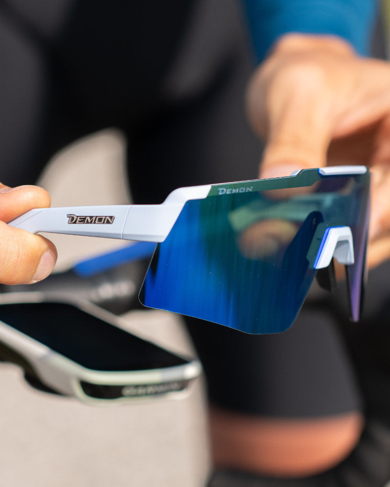 Occhiale per bici da corsa specchiato modello LIEGI colore azzurro opaco