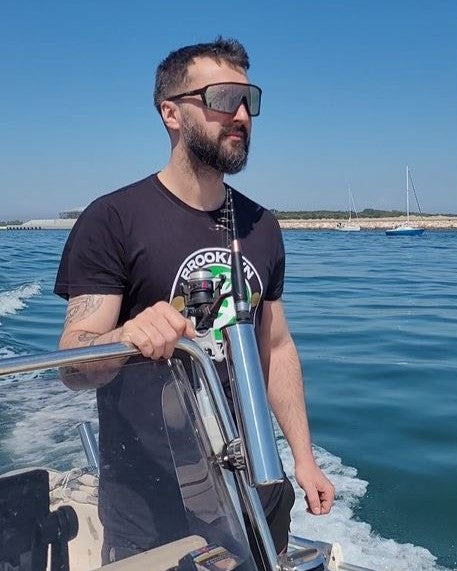 occhiale specchiato a mascherina per guida della barca e pesca sportiva