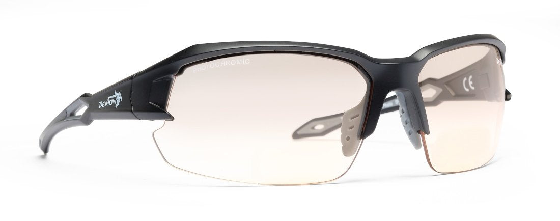 occhiali da running lenti fotocromatiche per trail running e corsa su strada modello TIGER nero opaco grigio